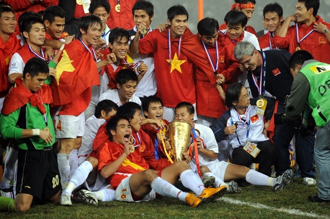 Viet Nam mang hinh bong nha vo dich nam 2008 tai AFF Cup hinh anh 1