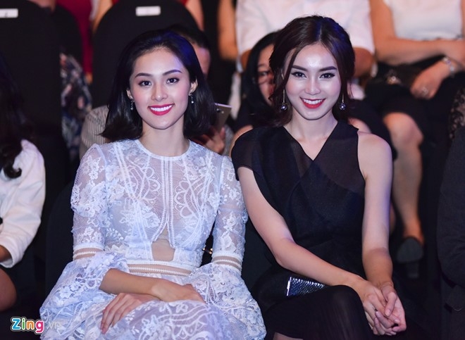 Hoa hau Ky Duyen mac noi bat di xem thoi trang hinh anh 6