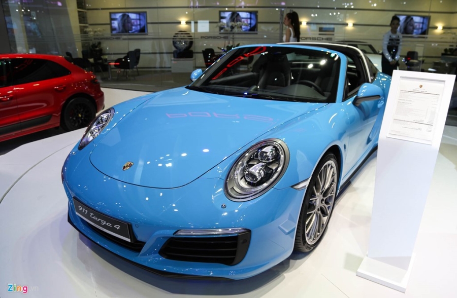 Porsche 911 dan dong 4 banh gia tren 8 ty tai Viet Nam hinh anh 6