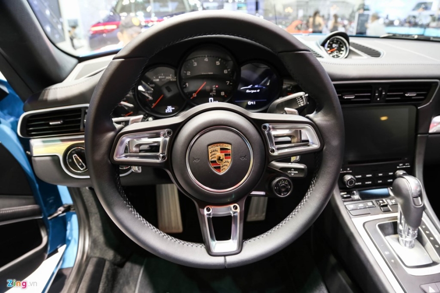 Porsche 911 dan dong 4 banh gia tren 8 ty tai Viet Nam hinh anh 12