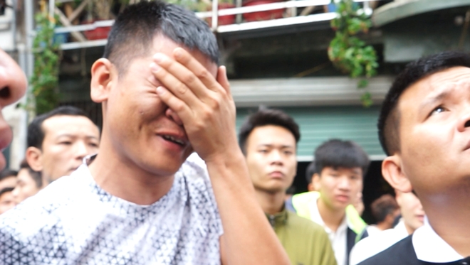 'Chua kip hat bai nao toi phai thao chay khoi quan karaoke' hinh anh 2
