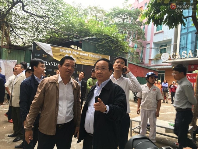 Hà Nội: Đang cháy rất lớn trên phố Trần Thái Tông - Ảnh 1.