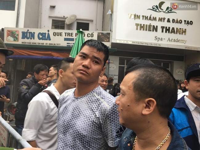 Hà Nội: Đang cháy rất lớn trên phố Trần Thái Tông - Ảnh 1.
