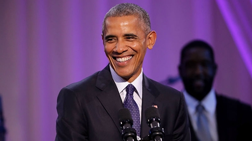 Tổng thống Obama sẽ chuyển giao tài khoản Twitter cho người kế nhiệm vào ngày 20/1/2017. Ảnh: AP