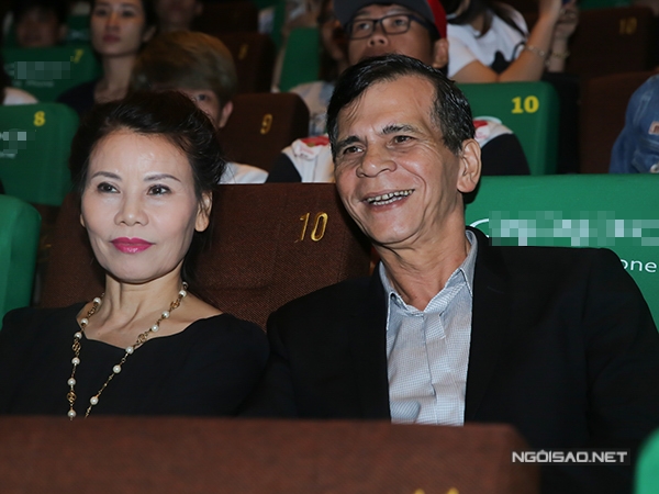 ho-ngoc-ha-tu-nhan-cu-dong-phim-la-phim-thanh-tham-hoa-5