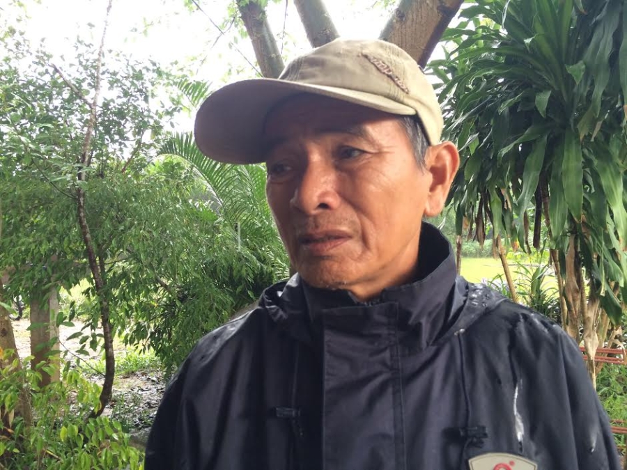 xot xa canh cha cut 1 tay trang dem boi tim thi the con giua con lu hinh anh 1