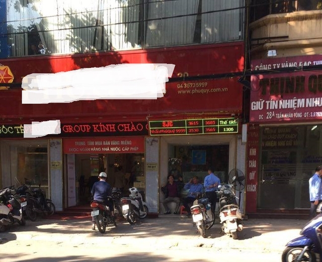  Giá vàng tăng sốc nhưng trên thị trường hiện tại khá im ắng (ảnh Thế Hưng) 