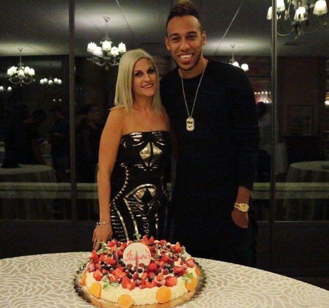 Aubameyang bị cấm thi đấu vì sang Italy chơi qua đêm - ảnh thể thao