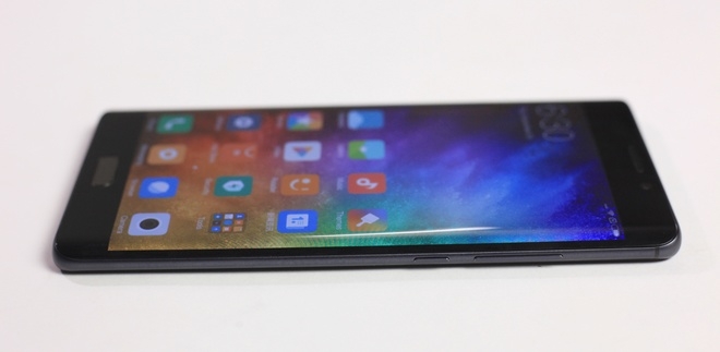 Smartphone giống Galaxy Note 7 của Xiaomi về VN