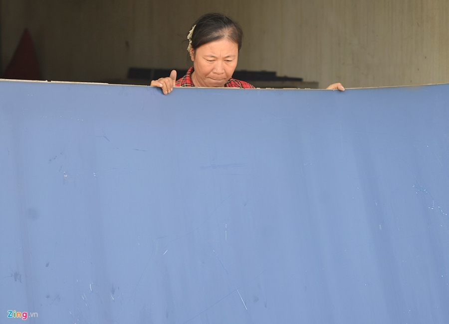 Cac quan karaoke do bien quang cao ban dong nat hinh anh 5