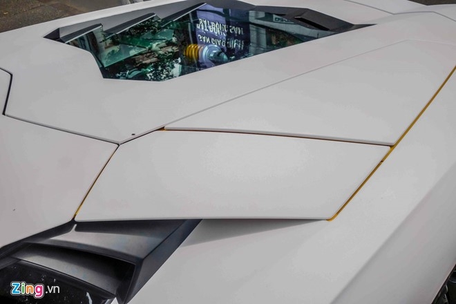 Lamborghini Aventador dau tien Viet Nam doi mau hinh anh 5