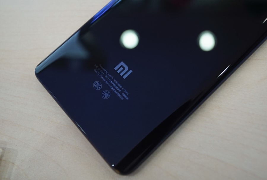 Mi Note 2 man hinh cong gia hon 12 trieu tai Viet Nam hinh anh 10