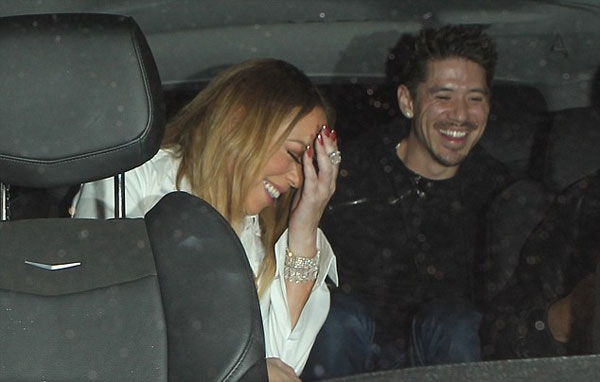 mariah-carey-khoe-nguc-qua-da-khi-di-choi-voi-trai-tre-8