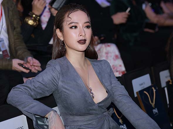 ngam dan my nhan khoe vong mot sexy nhat tuan qua hinh anh 3