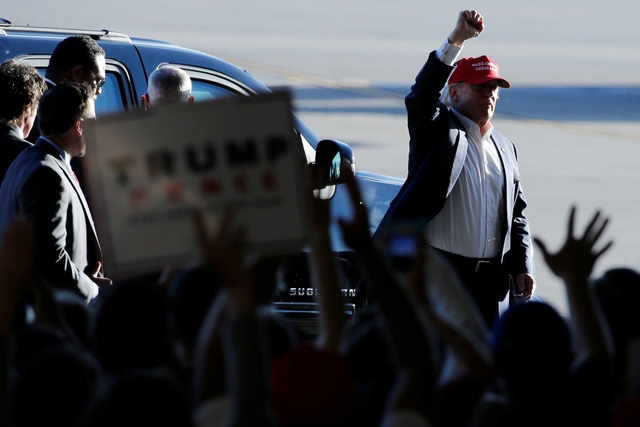 Bang Minnesota lúc đầu không nằm trong kế hoạch vận động tranh cử của ông Trump vì đây là bang có truyền thống bỏ phiếu cho đảng Dân chủ. Tuy nhiên, tỷ phú New York vẫn quyết định tổ chức một sự kiện kêu gọi cử tri ở bang này vào cuối tuần qua.