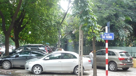 Chon 5 tuyen pho thi diem do xe chan, le hinh anh 1