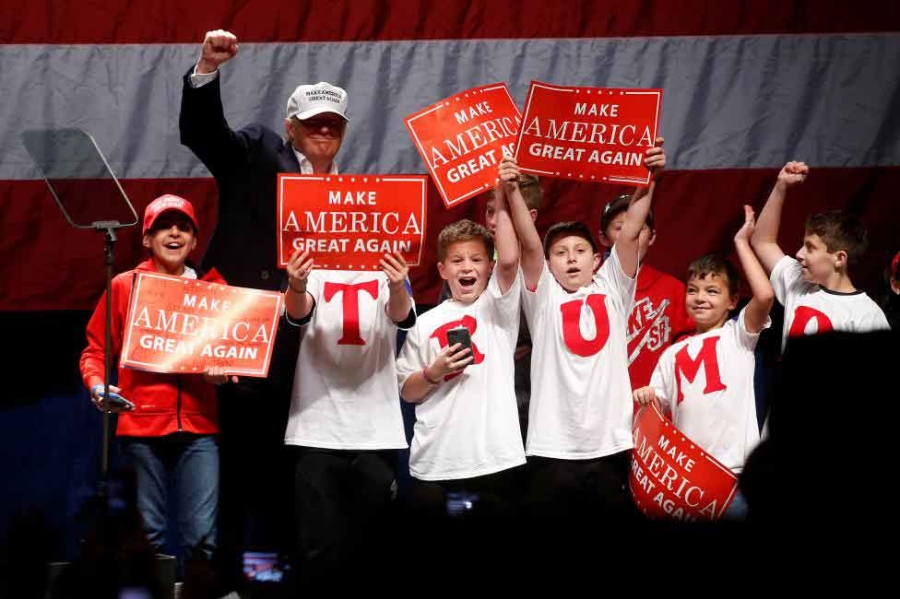 Bầu cử tổng thống Mỹ 2016, Donald Trump, Hillary Clinton, vận động tranh cử