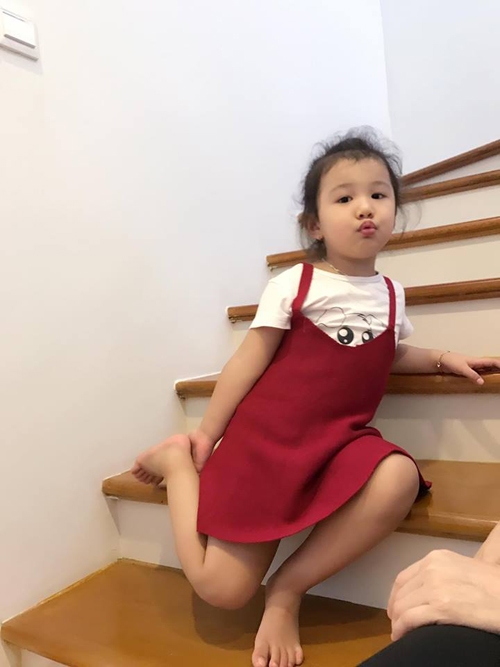 jennifer-pham-vac-bung-bau-7-thang-di-chup-hinh-6