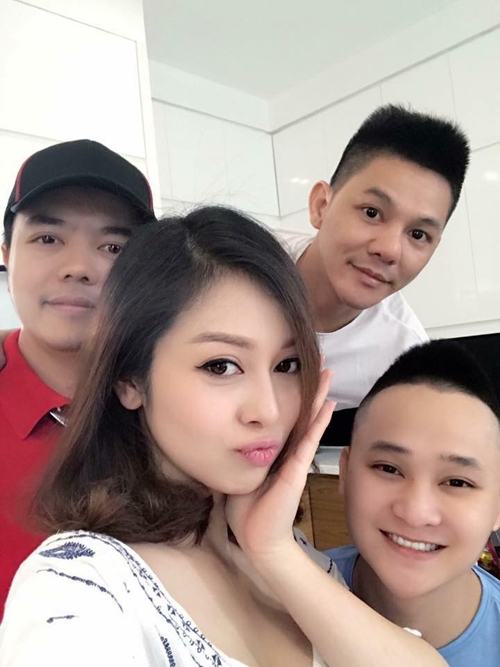 jennifer-pham-vac-bung-bau-7-thang-di-chup-hinh-9