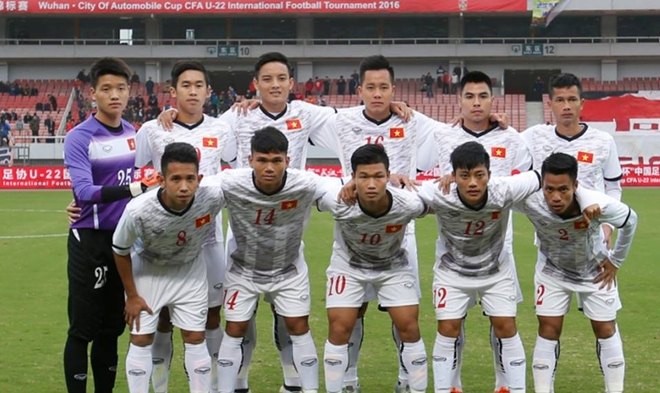 U22 Viet Nam khien Trung Quoc suyt om han tren san nha hinh anh 1