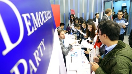 Đầu năm sau mới biết chắc ai là tân tổng thống Mỹ ảnh 1