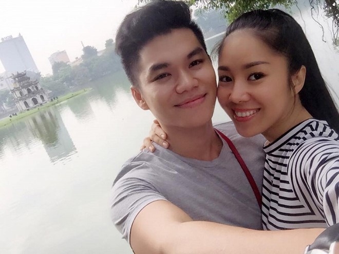 Chong sap cuoi khong biet Le Phuong hon 7 tuoi luc moi yeu hinh anh 2