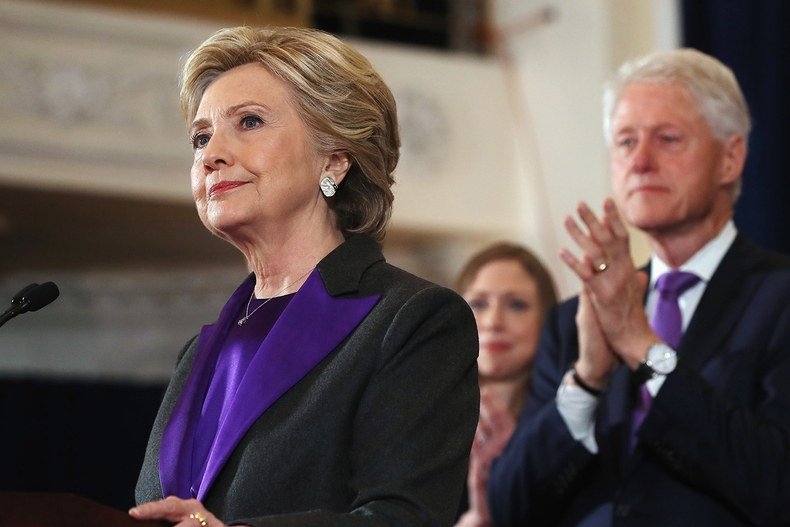 Donald Trump, Hillary Clinton, trang phục của Hillary, đảng Dân chủ, đảng Cộng hòa, bầu cử tổng thống Mỹ