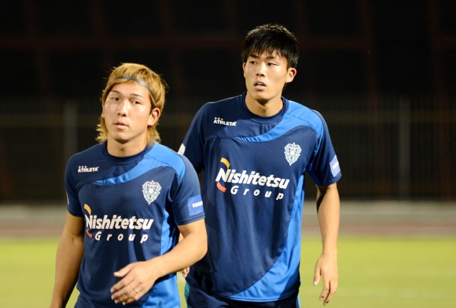 Bộ đôi cầu thủ đã và đang khoác áo U19 Việt Nam Kunimoto và Tomiyasu hứa hẹn sẽ giups Fukuoka thể hiện sức mạnh ở tuyến giữa.