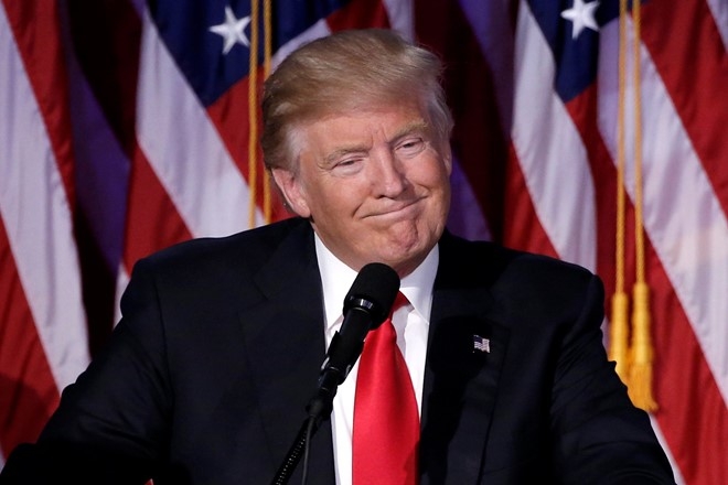 Donald Trump co truy to Hillary Clinton? hinh anh 1