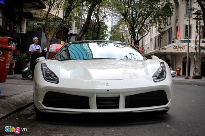 Ferrari 488 GTB cua Cuong Do La len doi mam Vossen hinh anh 4