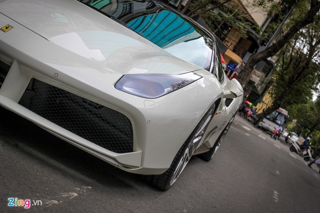 Ferrari 488 GTB cua Cuong Do La len doi mam Vossen hinh anh 5