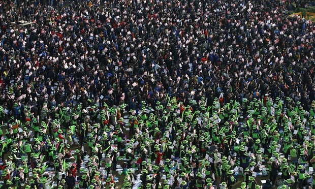 bieu tinh lon nhat 30 nam qua doi tong thong park geun-hye  tu chuc hinh anh 2