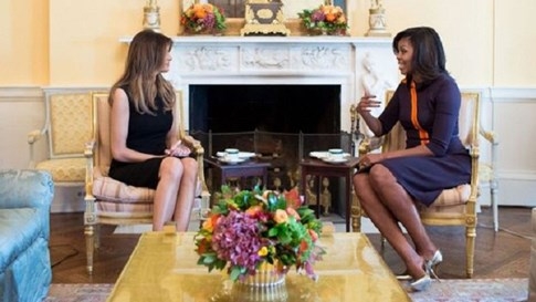 Những khoảnh khắc đối mặt khó xử giữa ông Trump và ông Obama - ảnh 7