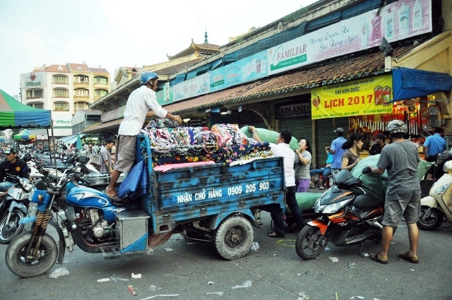 tieu thuong hoi ha doi cho co lon nhat sai gon hinh anh 9