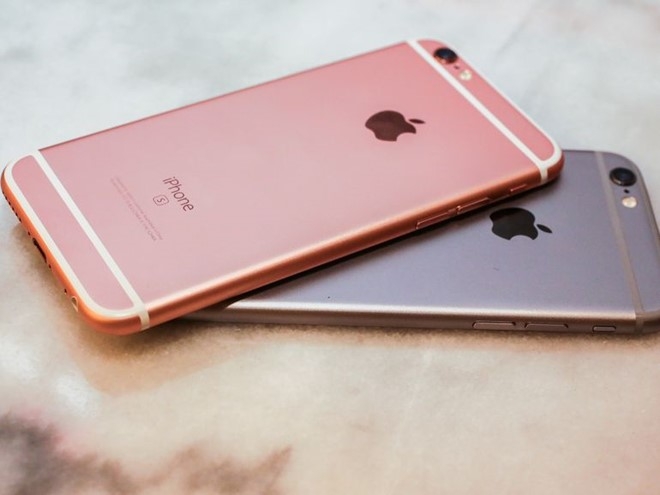 Loat smartphone bom tan 2015 mat gia ra sao? hinh anh 1