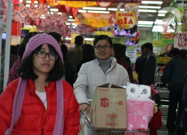 Mẹ 2 con trăn trở: Lương 2 vợ chồng hơn 10 triệu, chờ bao lâu có đủ khả năng làm nhà?