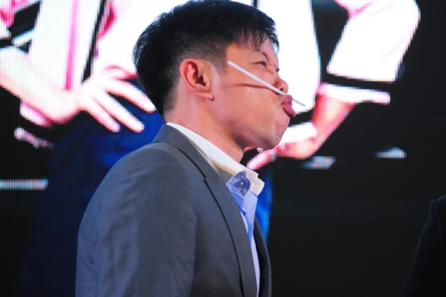Thái Hòa vào