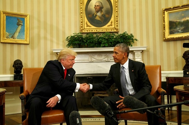 Ong Trump ngo ngang truoc danh sach cong viec cua tong thong hinh anh 1