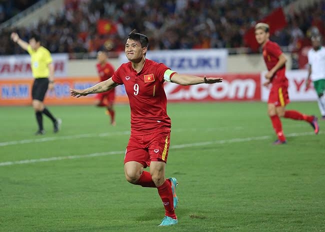 Tỏa sáng tại AFF Cup, Công Vinh có thể vượt qua… Neymar, Messi