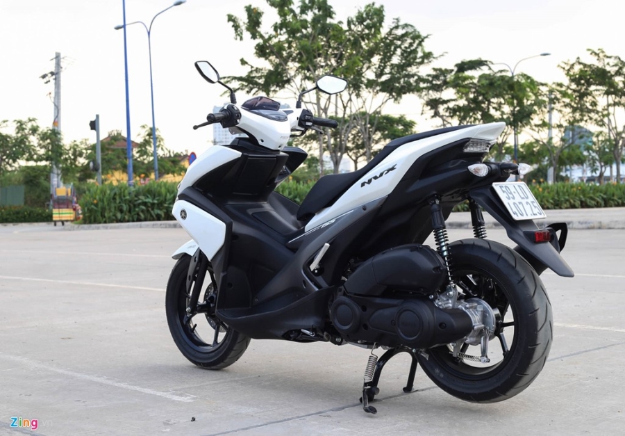 Chi tiết Yamaha NVX: Kích thước lớn, dáng thể thao hình ảnh 3 Chi tiet Yamaha NVX: Kich thuoc lon, dang the thao hinh anh 3