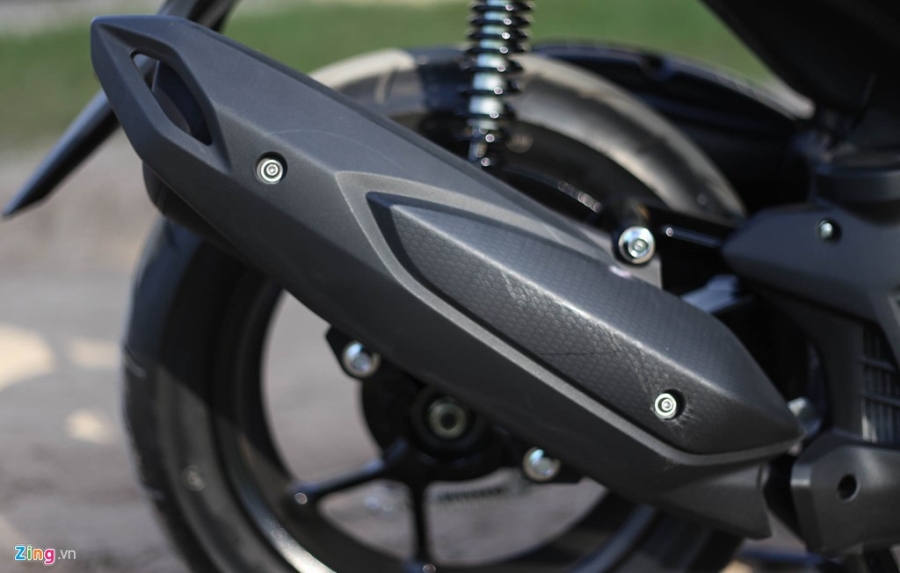 Chi tiết Yamaha NVX: Kích thước lớn, dáng thể thao hình ảnh 8 Chi tiet Yamaha NVX: Kich thuoc lon, dang the thao hinh anh 8