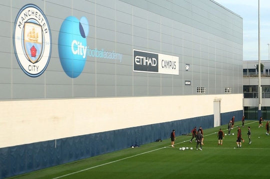  Học viện Bóng đá Man City 