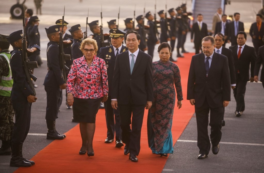 Chu tich nuoc Tran Dai Quang den Peru du hoi nghi APEC 2016 hinh anh 4