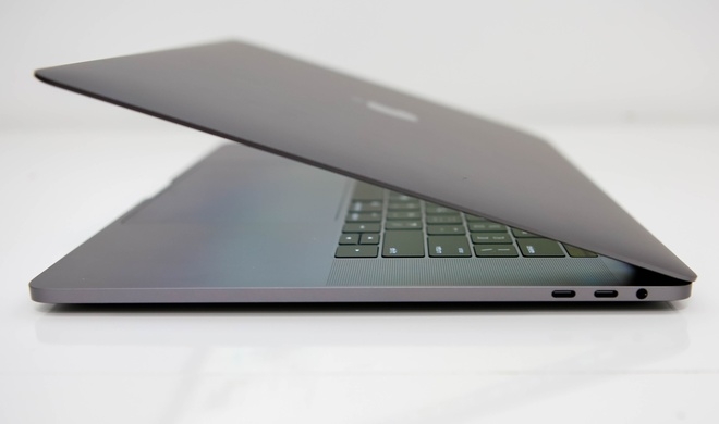 MacBook Pro với TouchBar về Việt Nam giá 73 triệu đồng