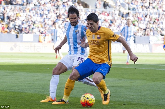  Hàng thủ Malaga sẽ phải hết sức dè chừng Luis Suarez 