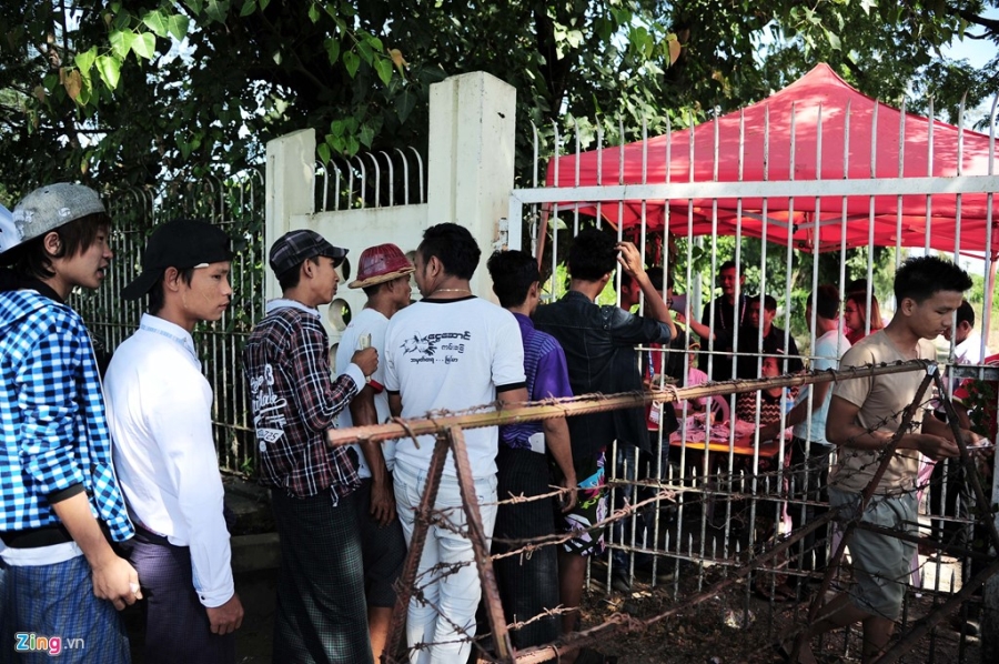 Myanmar vs Viet Nam: Co dong vien chu nha tu tap tu som hinh anh 4