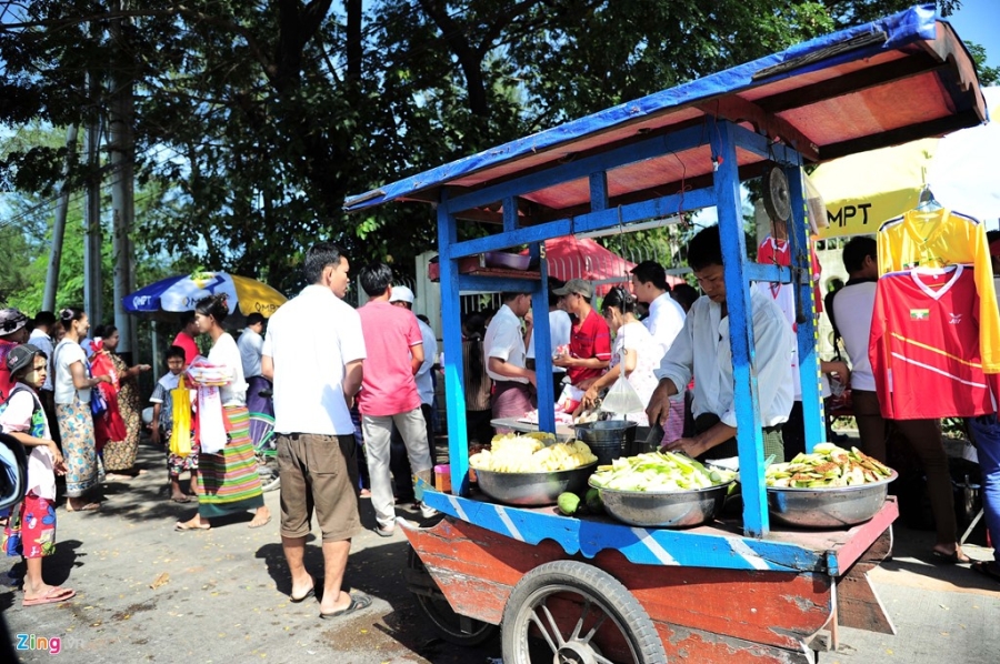Myanmar vs Viet Nam: Co dong vien chu nha tu tap tu som hinh anh 8