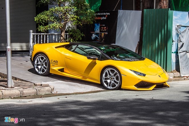 Loat sieu xe Lamborghini cua dai gia Viet dao pho hinh anh 6