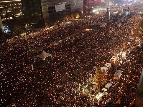 Vì sao Tổng thống Hàn Quốc Park Geun-hye không từ chức? - ảnh 2