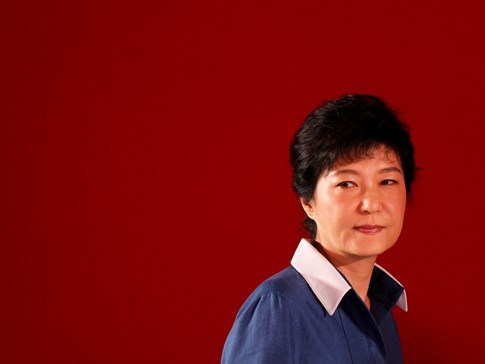 Vì sao Tổng thống Hàn Quốc Park Geun-hye không từ chức? - ảnh 4